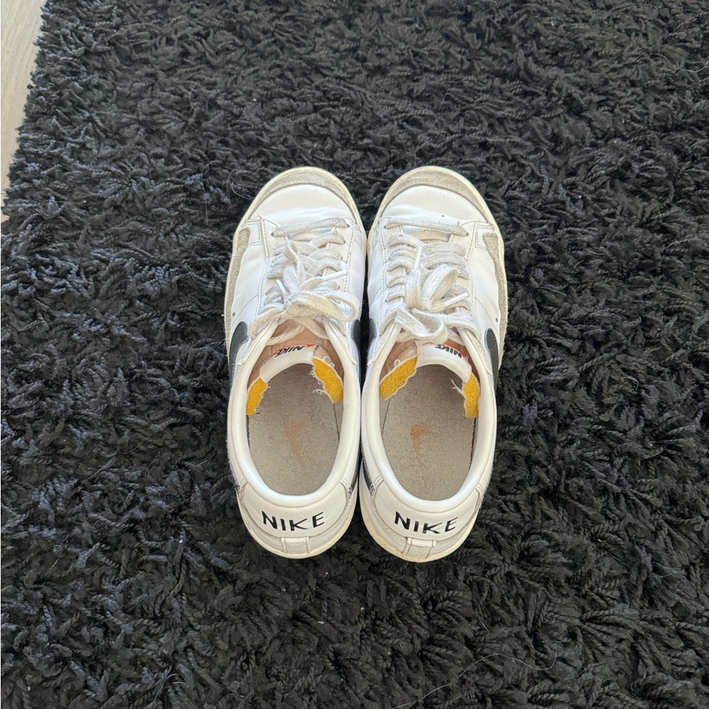 Nike Blazer Low 77 vintage sneakers , size 9.5 - Picture 4 of 5